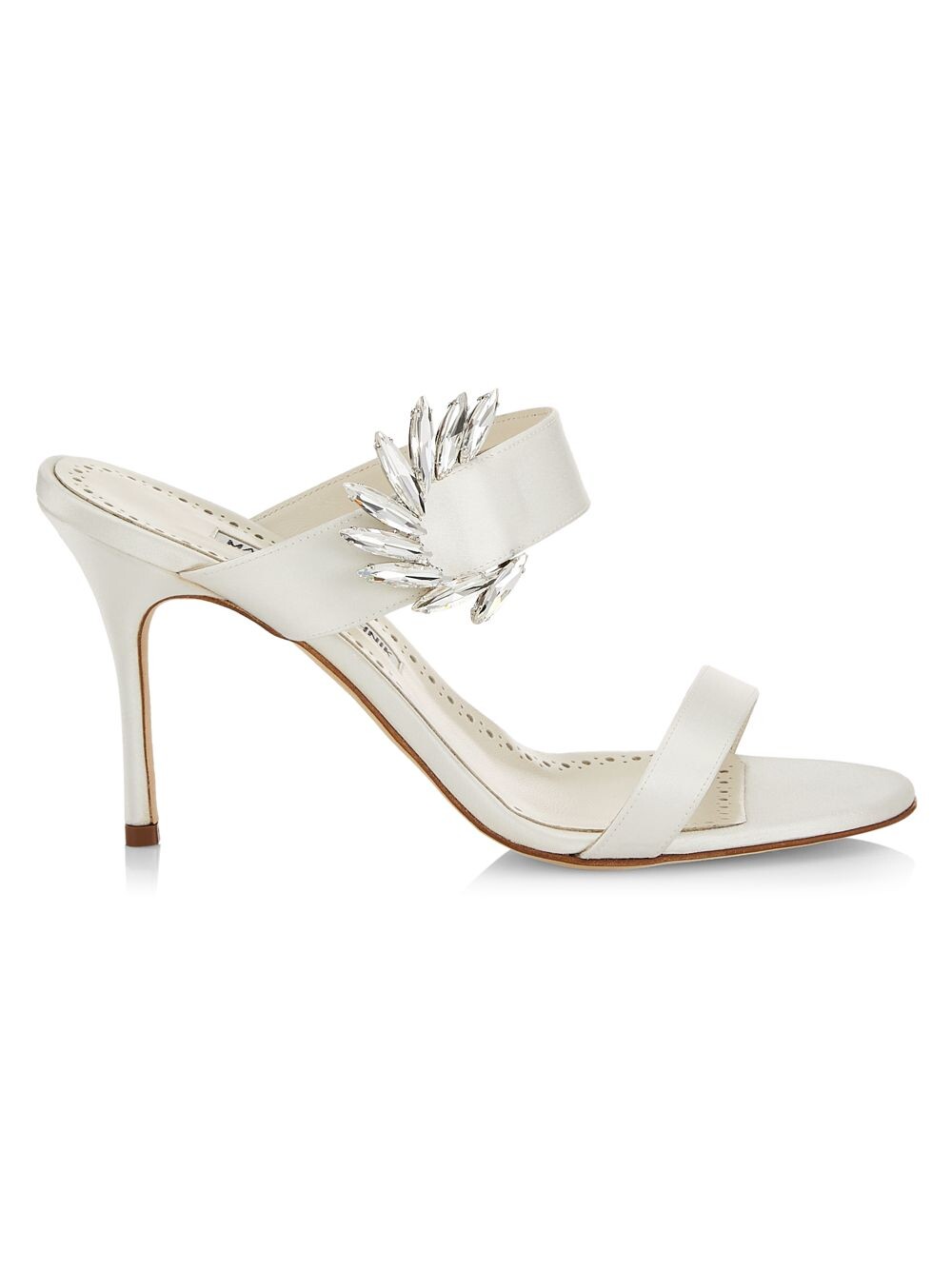 

Атласные сандалии Chivela 90MM с кристаллами Manolo Blahnik, кремовый