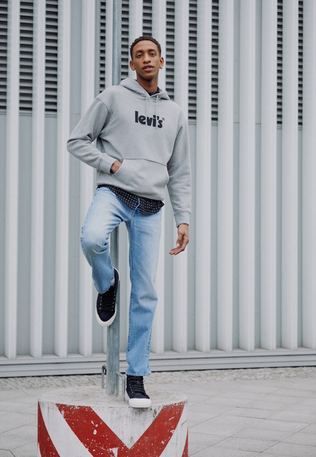 

Джинсы прямого кроя Levi's