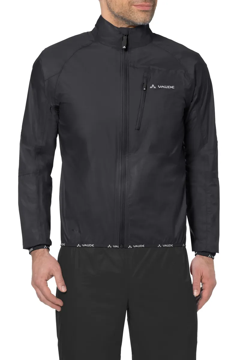 

Дождевик VAUDE "MEN'S DROP JACKET III", черный