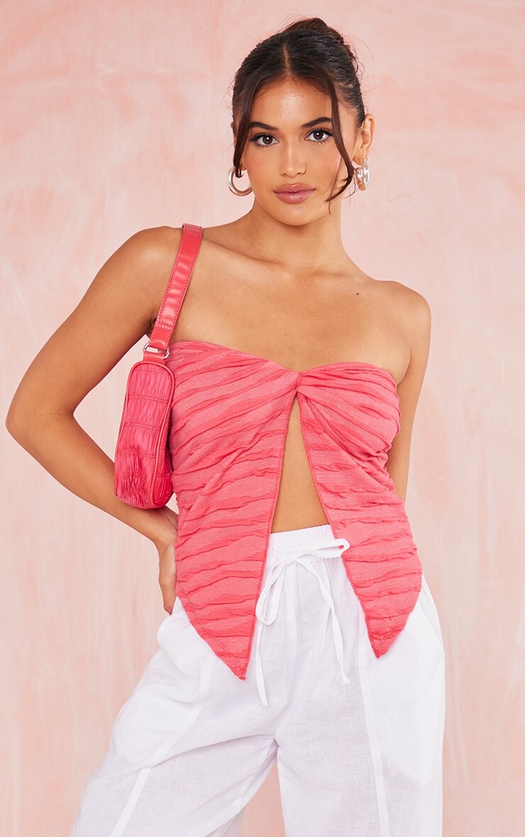 

PrettyLittleThing Ярко-розовое текстурированное трикотажное бандо