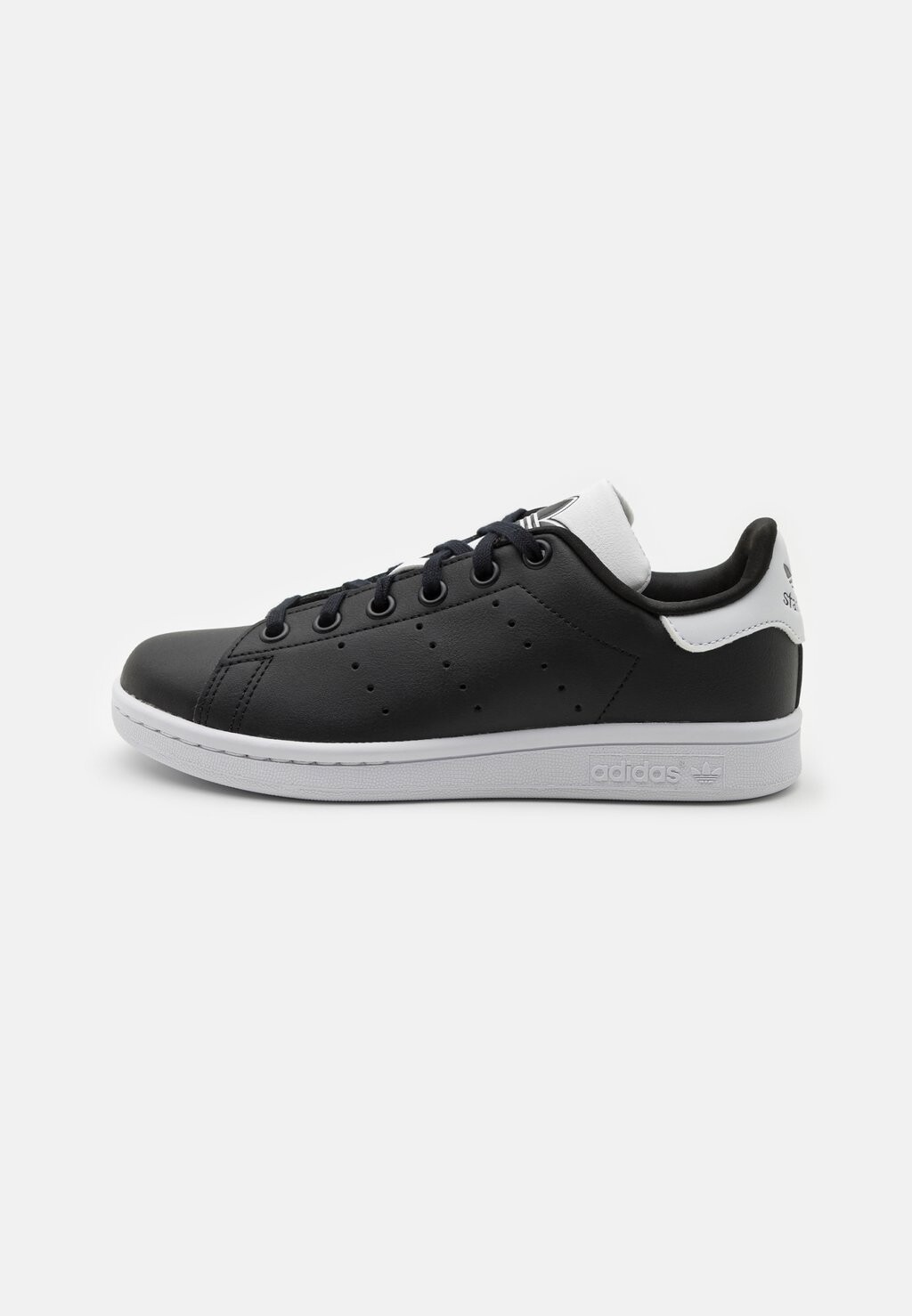 

Низкие кроссовки Stan Smith Unisex adidas Originals, цвет core black/footwear white