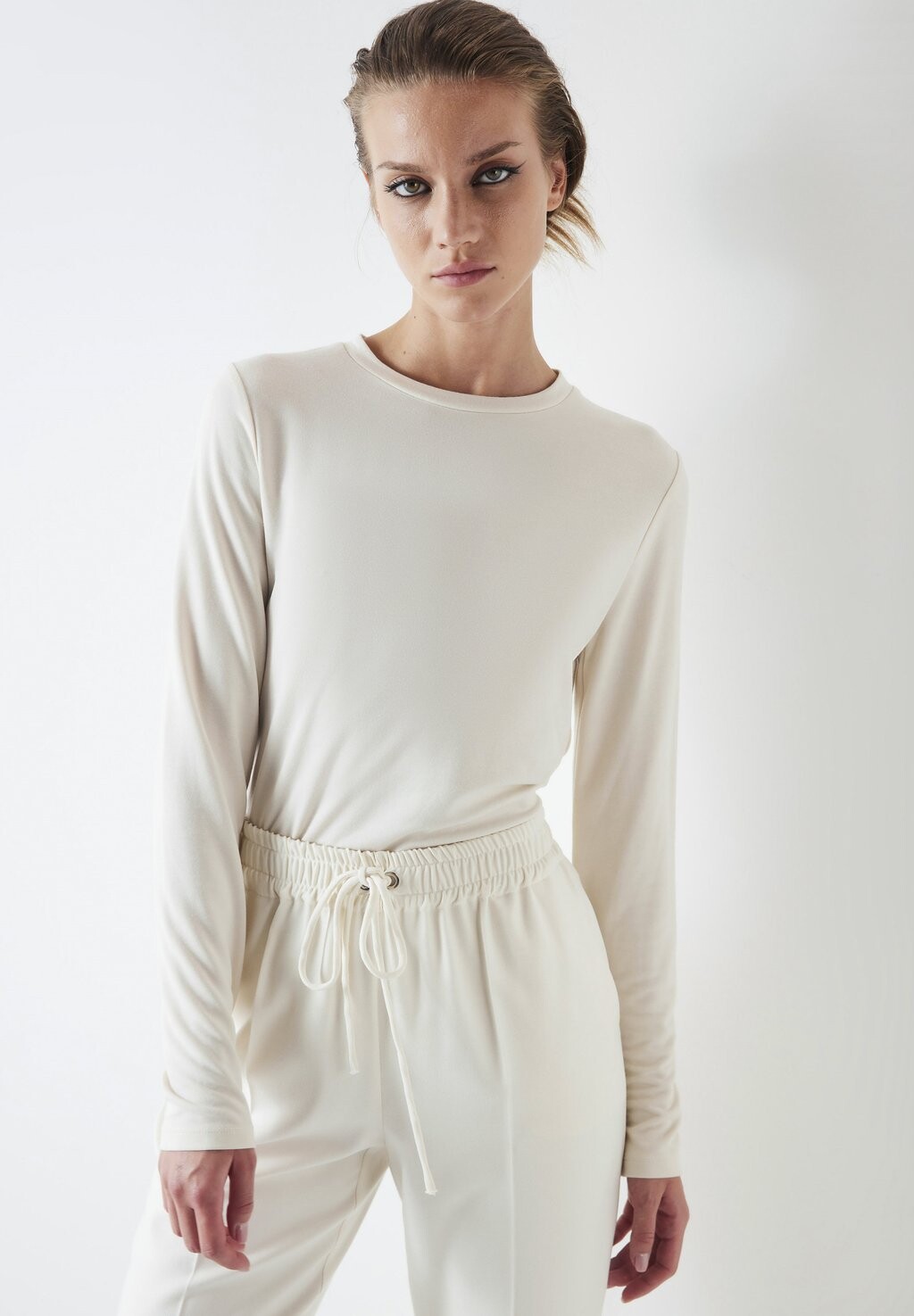 

Брюки DRAPEY FIT Ipekyol, цвет cream
