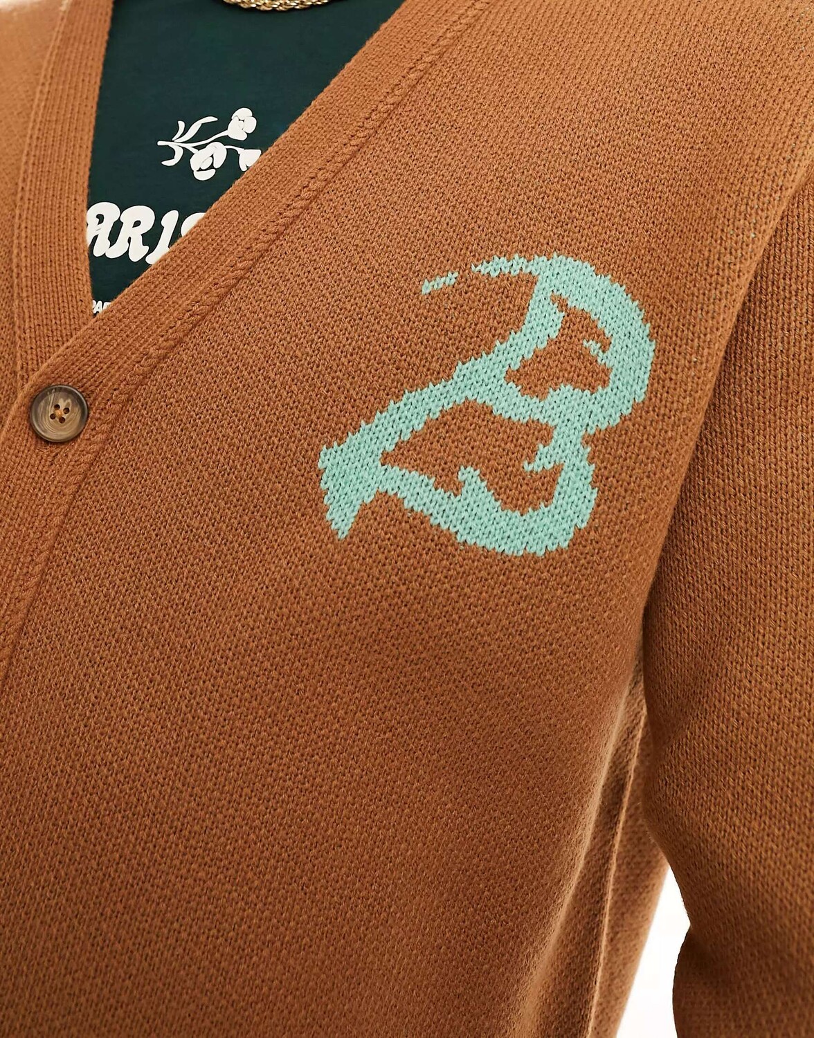 

Коричневый свободный вязаный кардиган с текстовым принтом на спине ASOS