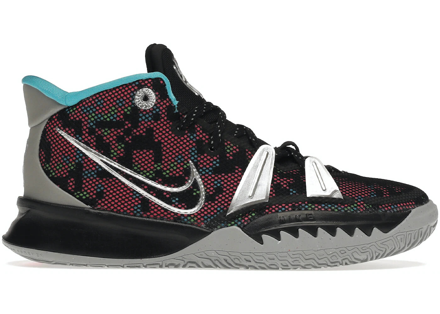 

Кроссовки подростковые Nike Kyrie 7 Pixel Camo