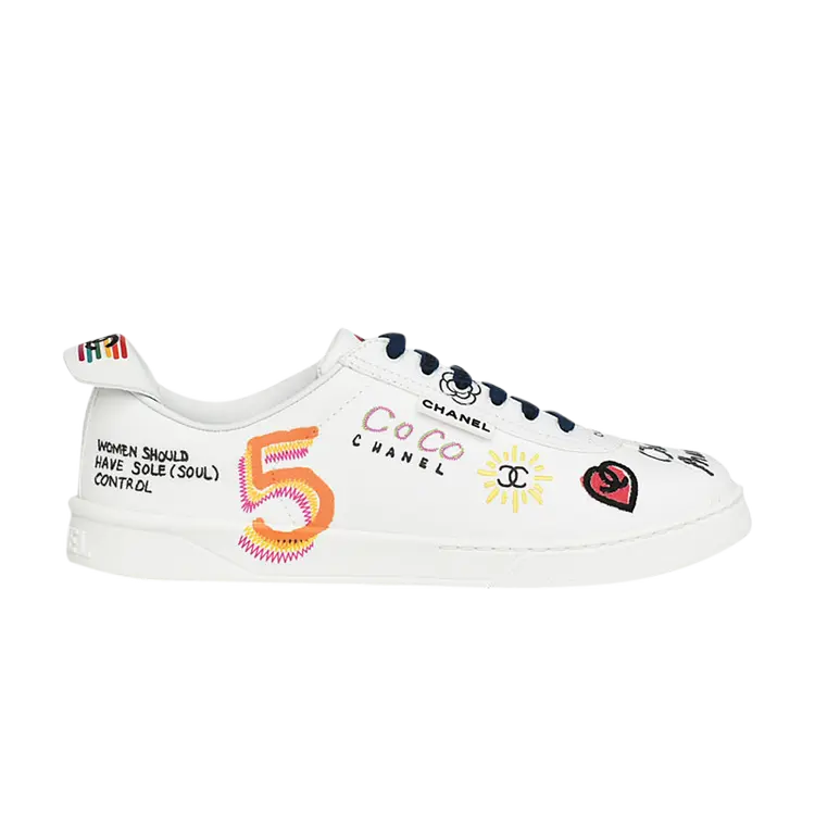 

Кроссовки Chanel Pharrell x Chanel Leather Sneaker 'Graffiti', белый