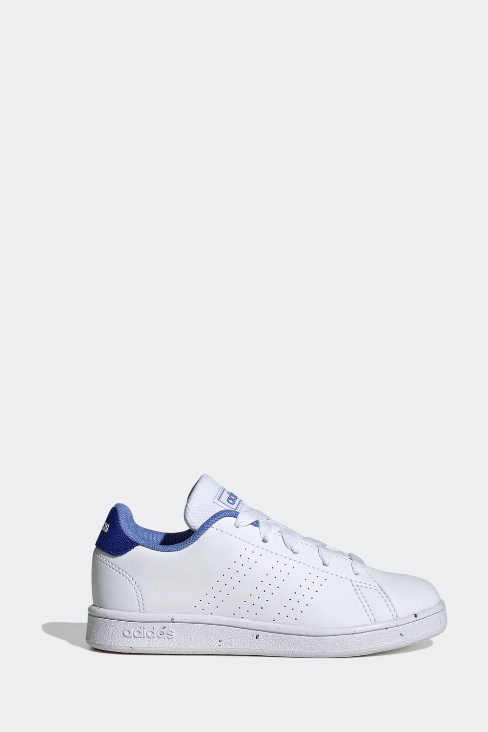 

Преимущество спортивной обуви adidas, синий