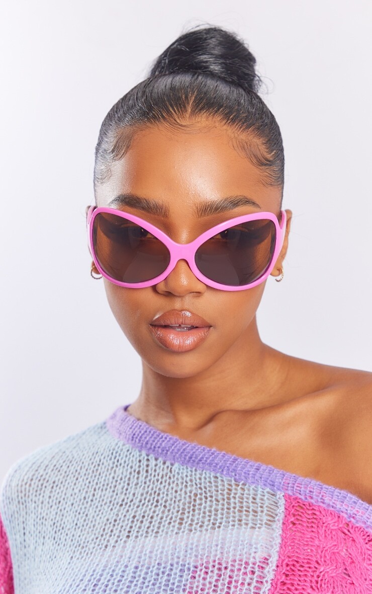 

PrettyLittleThing Ярко-розовые большие солнцезащитные очки с закругленными краями Bug Eye