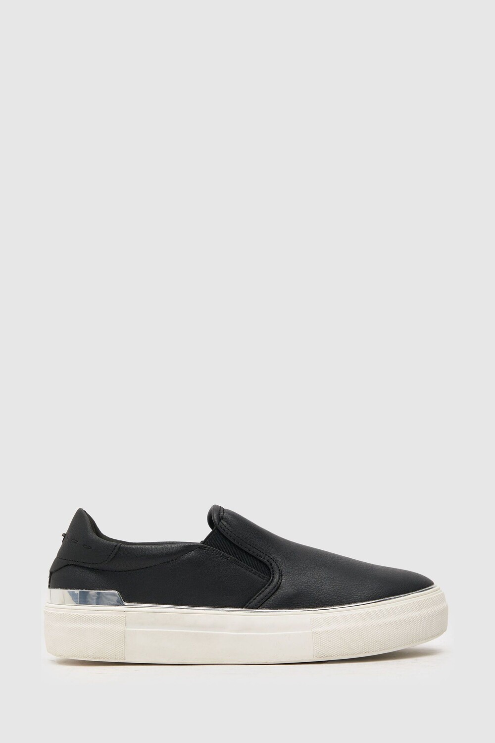 

Спортивные слипоны Nora с металлическими элементами Schuh, черный