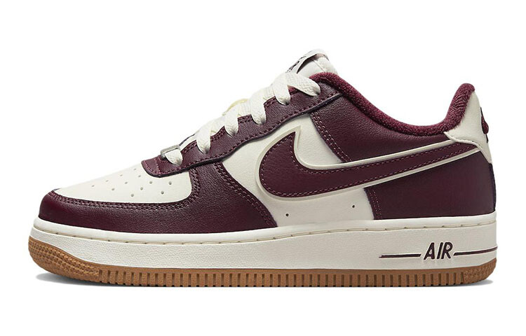 

Женские кроссовки Nike Air Force 1 Low Skate