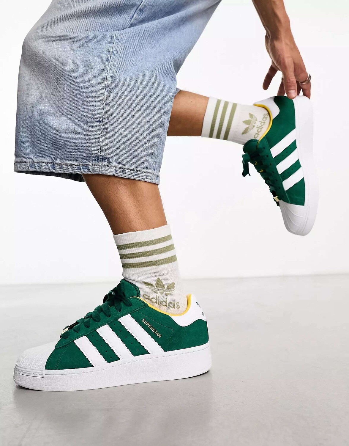 

Зеленые кроссовки adidas Originals Superstar XLG, Зеленый