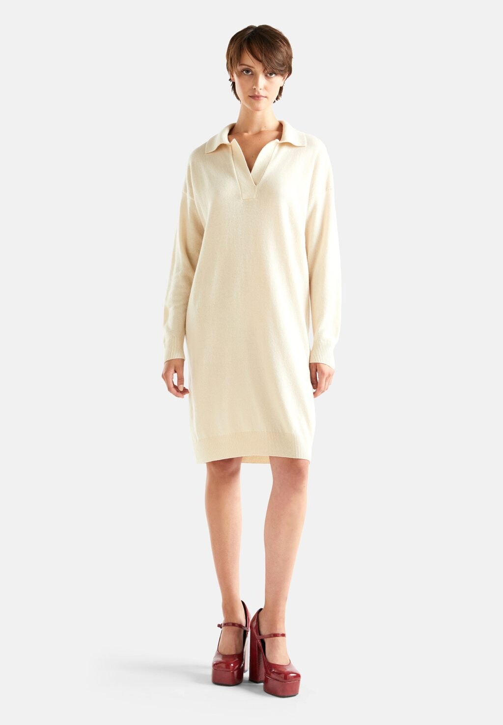 

Трикотажное платье With Collar United Colors of Benetton, бежевый