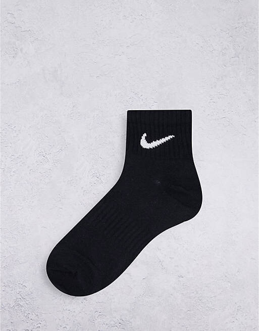 

Набор из трех разноцветных носков унисекс Nike Training