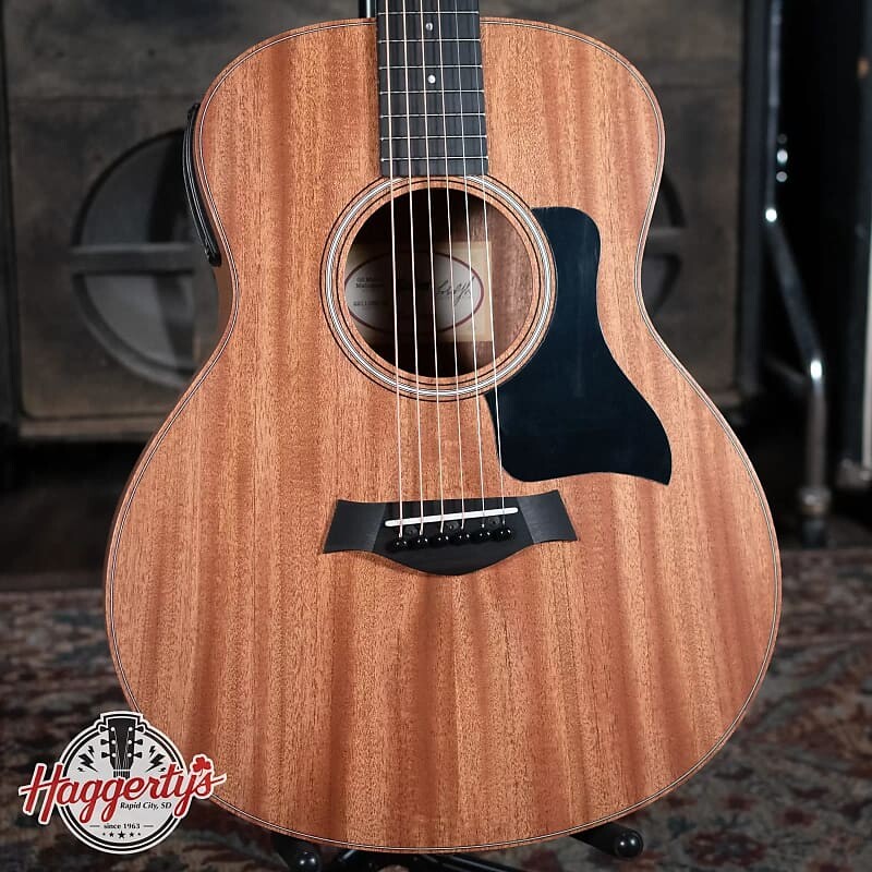 

Акустическая гитара Taylor GS Mini-e Mahogany Acoustic/Electric with Structured Gig Bag