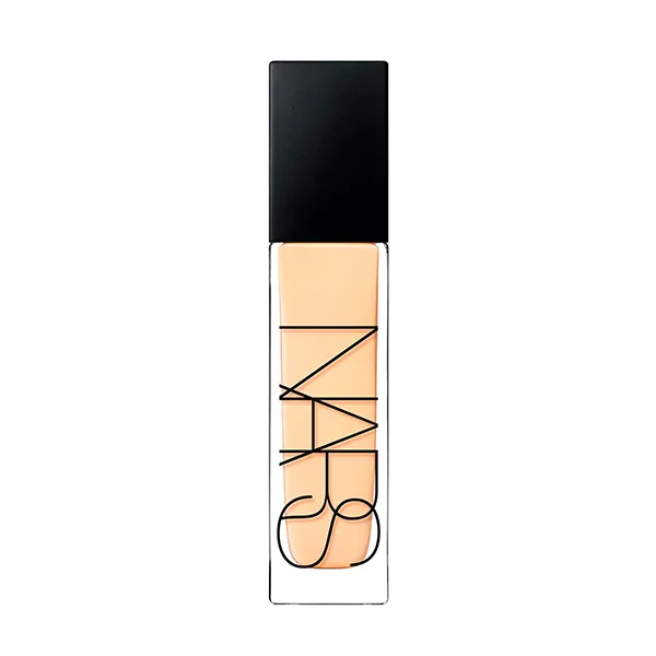 

Стойкая легкая база под макияж Natural Radiant Longwear Foundation Nars, цвет gobi