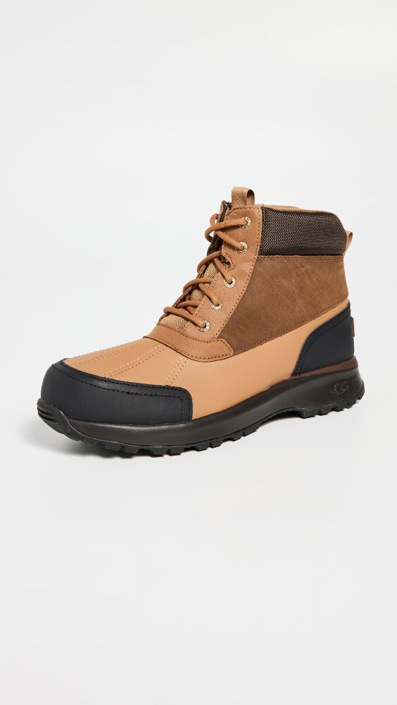 

Ботинки UGG Emmett Duck