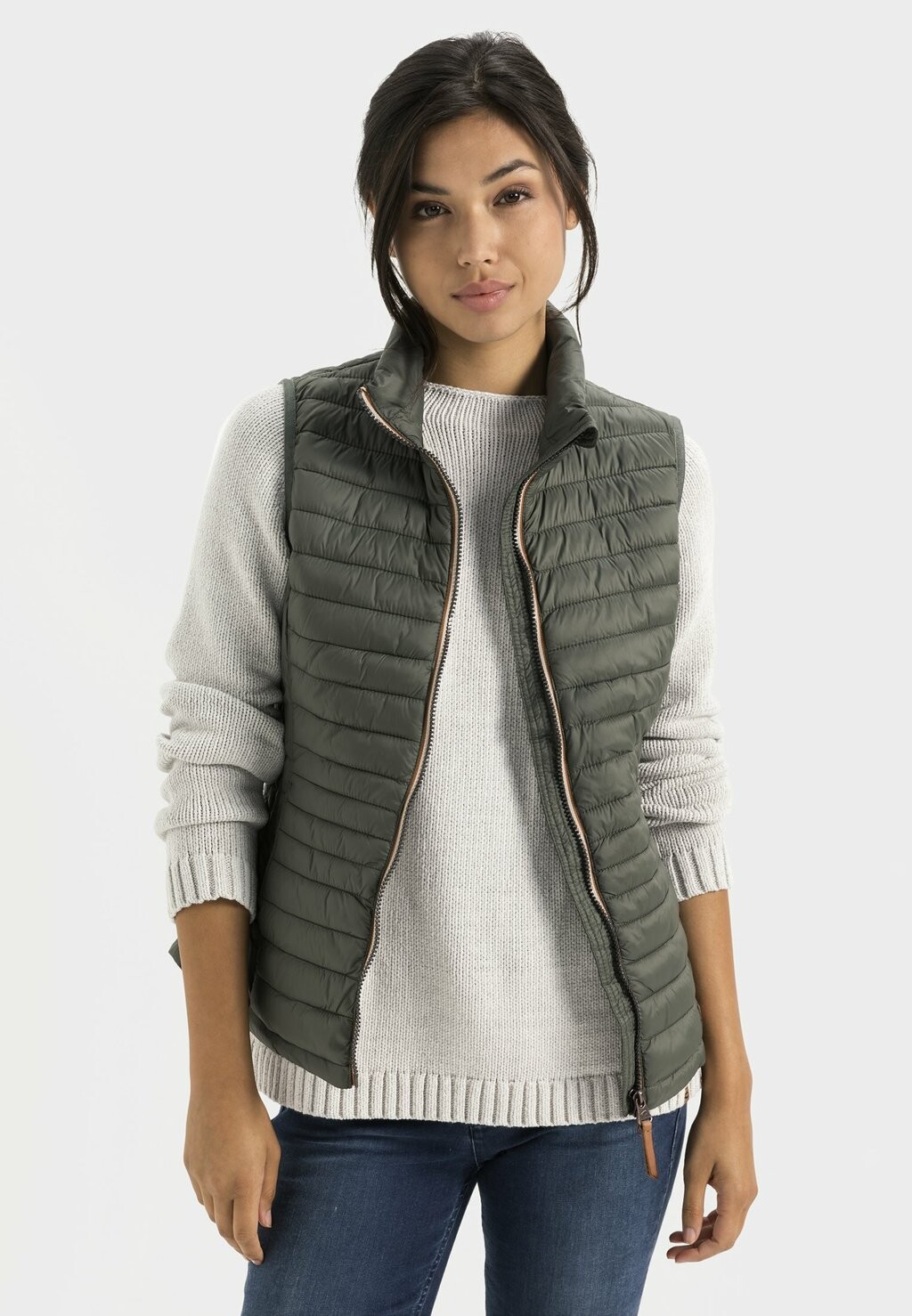 

Жилет camel active
