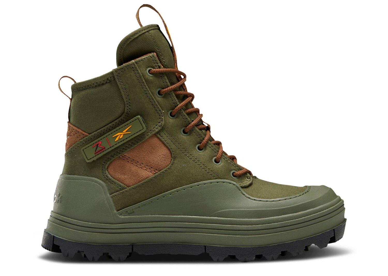 

Кроссовки Reebok Rothco X Wmns Club C Cleated Mid 'Moss Green', зеленый