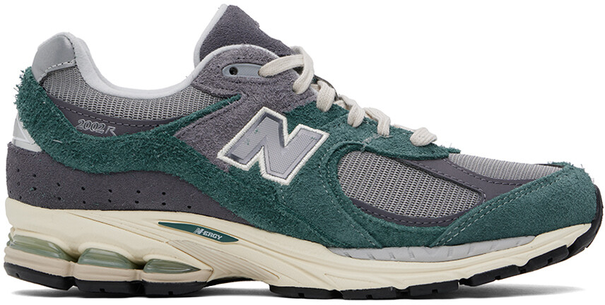 

Серо-зеленые кроссовки 2002R New Balance