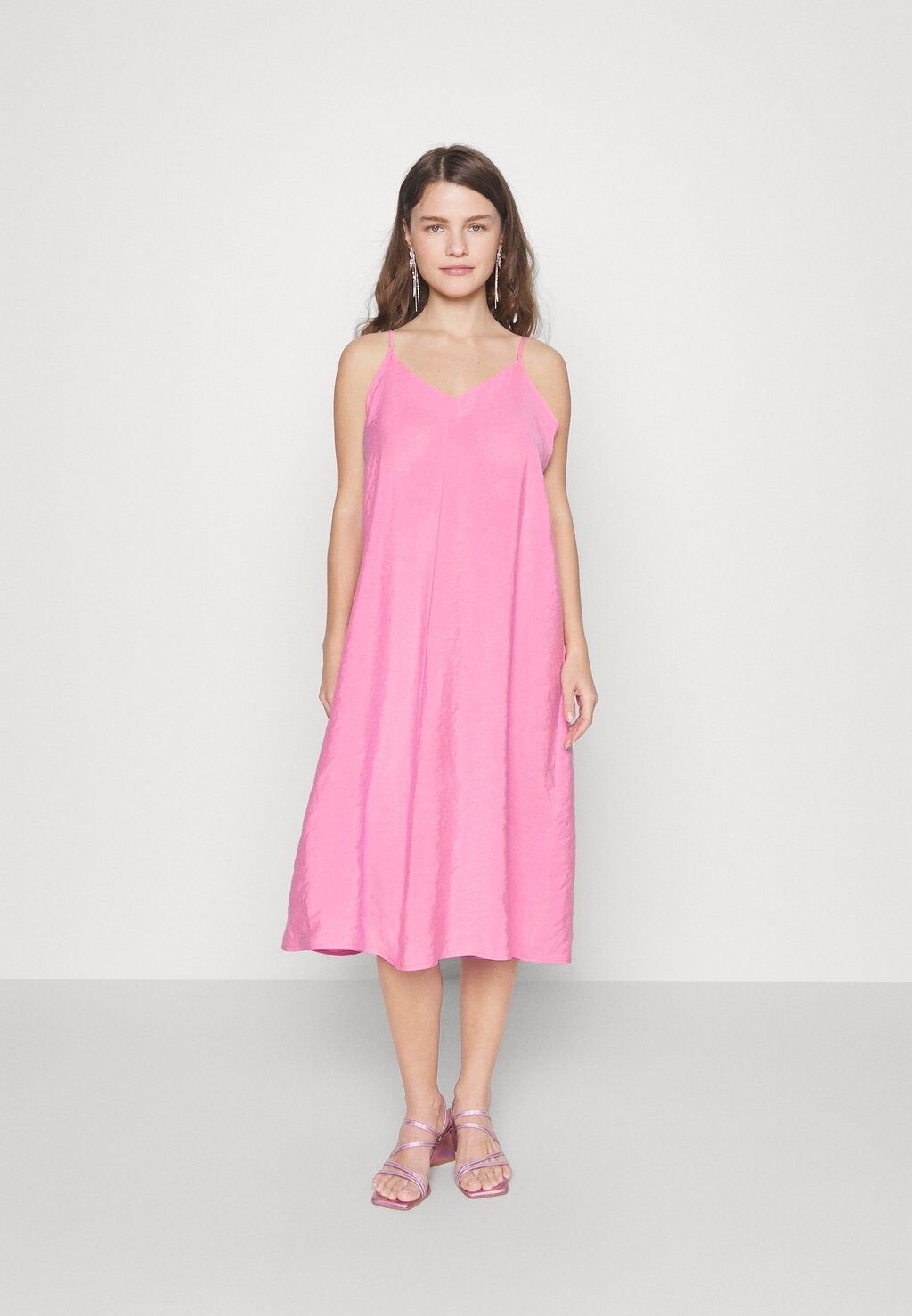 

Летнее платье Vero Moda