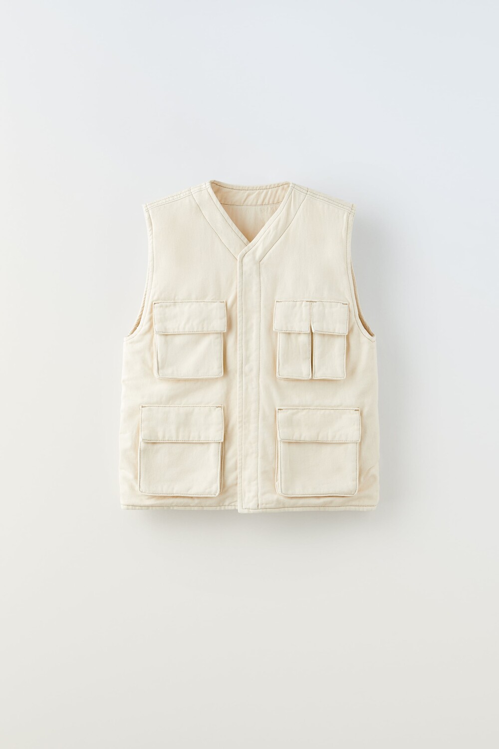 

Джинсовый жилет с карманами Zara, экрю