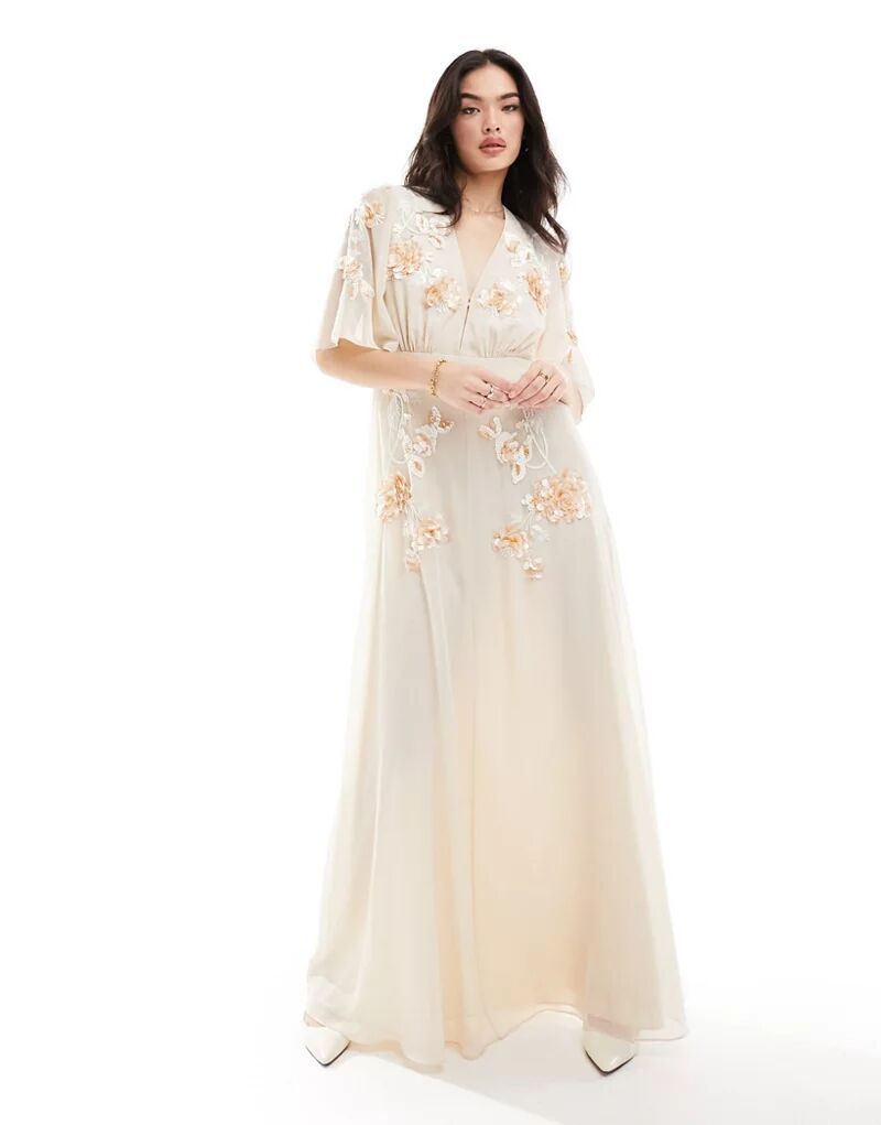 Кремовое платье макси с развевающимися рукавами и цветочной вышивкой Hope & Ivy Bridal