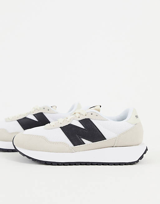 

Кремовые кроссовки New Balance 237