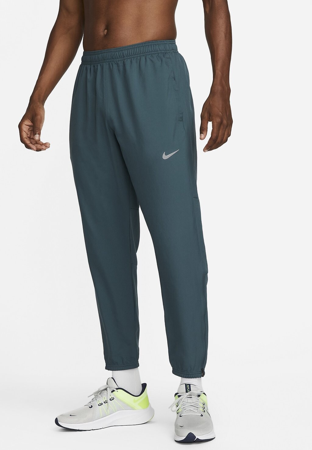 

Спортивные брюки Nike, зеленый