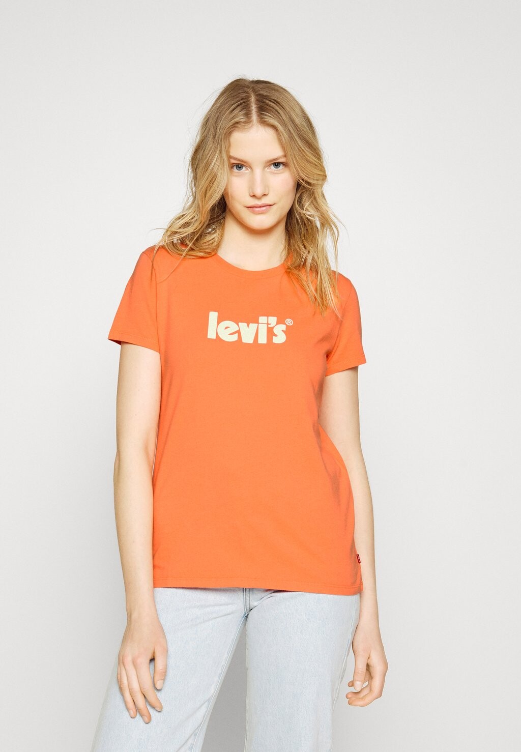 

Футболка с принтом Levi's