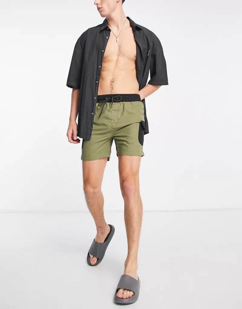 Потертые шорты для плавания с карманами цвета хаки Legian Threadbare