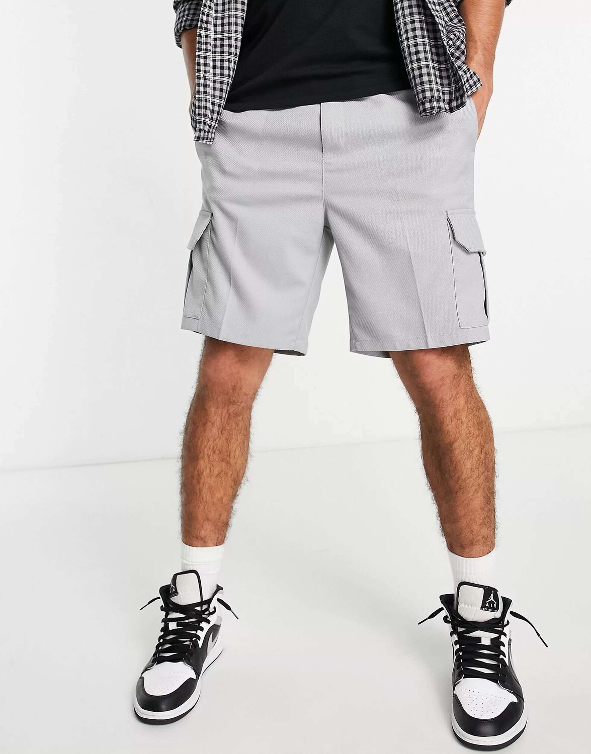

Серые узкие шорты карго из твила Topman