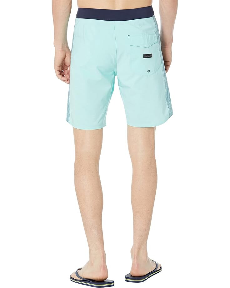 

Шорты для плавания Quiksilver Highlite Arch 19" Boardshorts, цвет Angel Blue 1