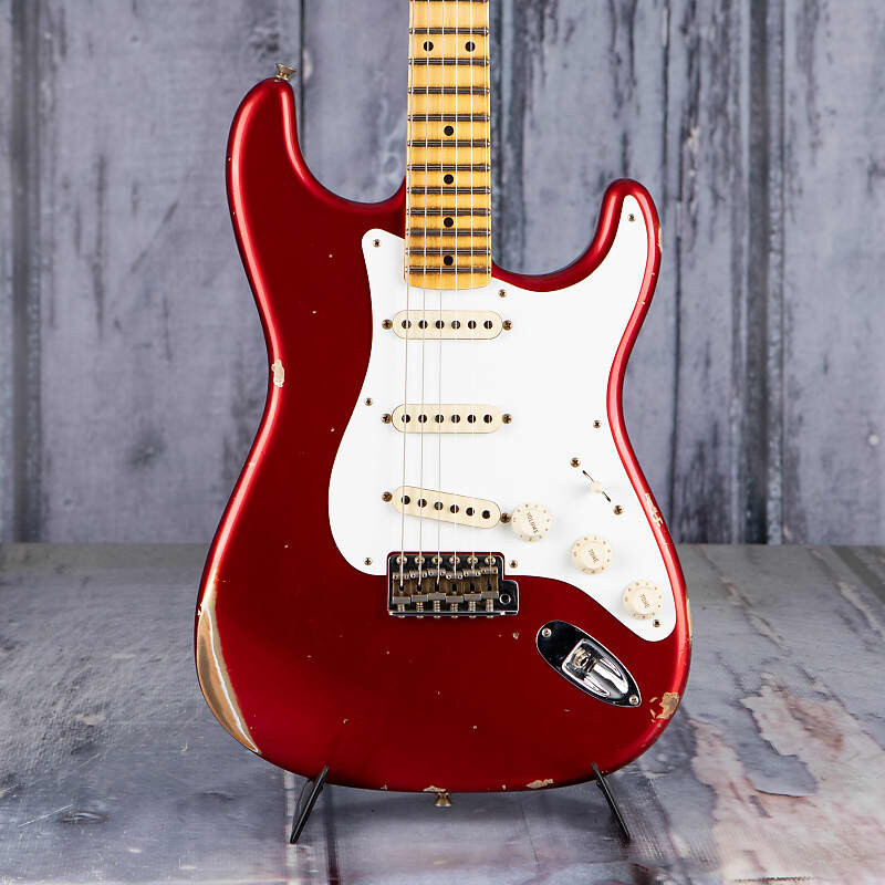 

Электрогитара Fender Custom Shop '58 Stratocaster Relic, Faded Aged Candy Apple Red