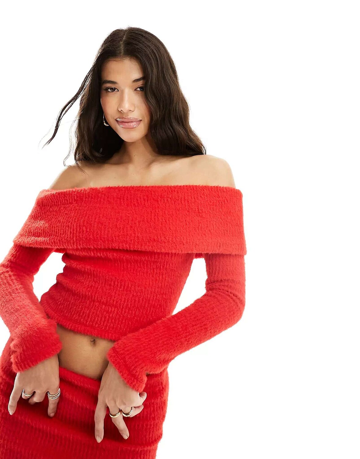 

Красный пышный топ с открытыми плечами ASOS