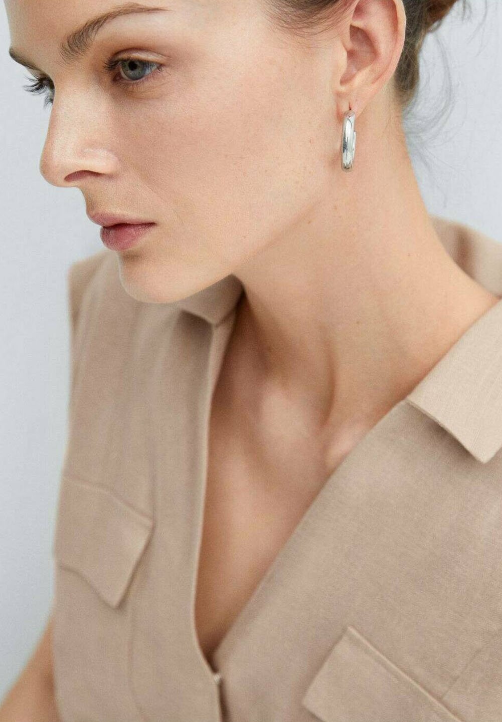 

Комбинезон V-NECK Mango, бежевый