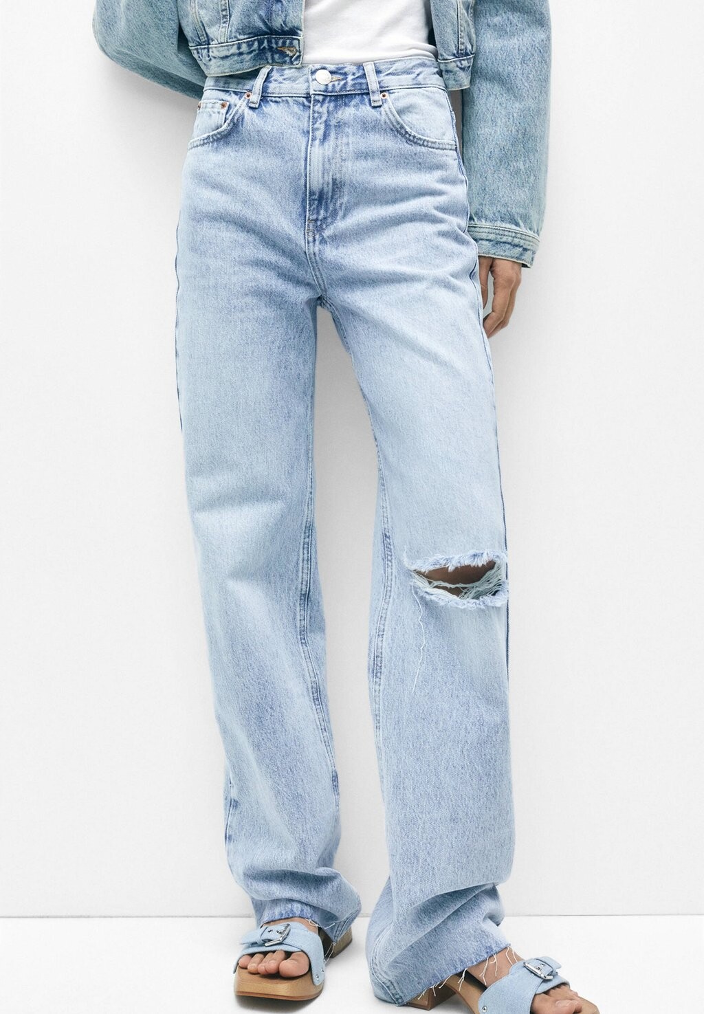 

Джинсы-сигареты PULL&BEAR, белый