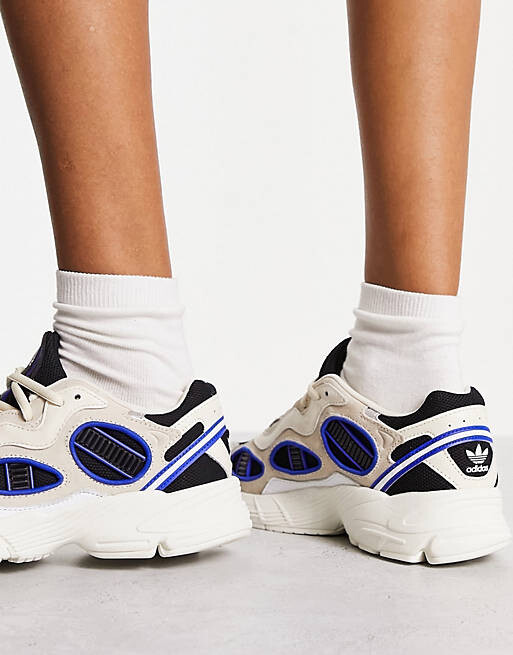 

Бело-черные кроссовки adidas Originals Astir SN, Черный