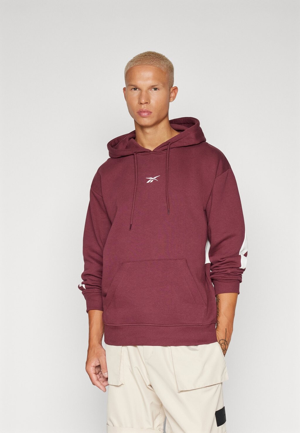 

Толстовка HOODIE Reebok Classic, темно-красный меланж