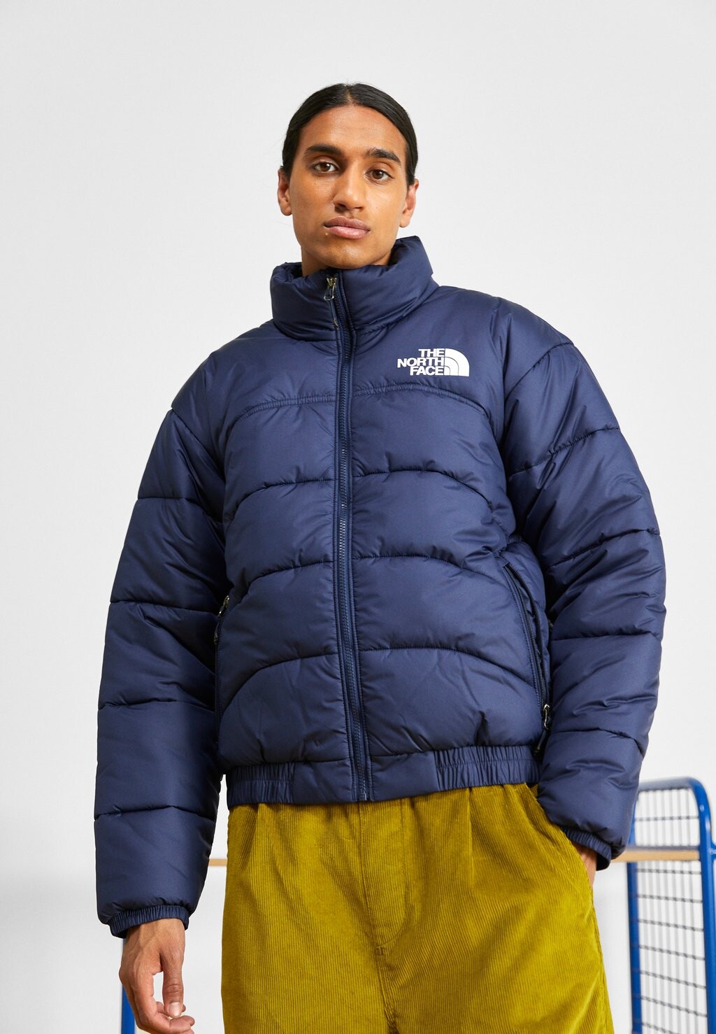 

Куртка зимняя темно-синяя The North Face