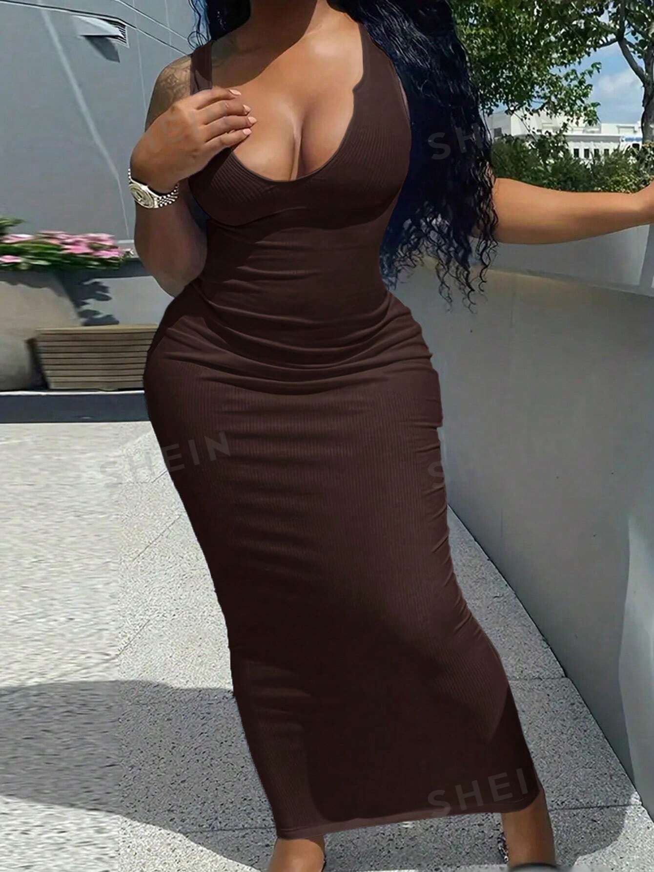 SHEIN Slayr женское однотонное облегающее платье без рукавов, коричневый женское летнее облегающее платье без рукавов однотонное черное облегающее мини платье на бедрах женская одежда 2023 сексуальное короткое п