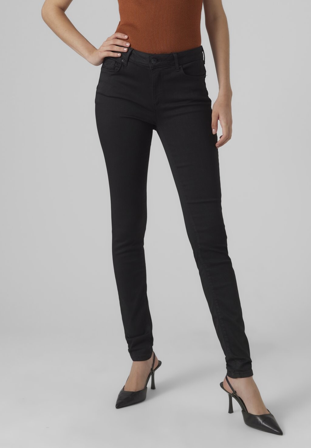 

Джинсы Slim fit Vero Moda