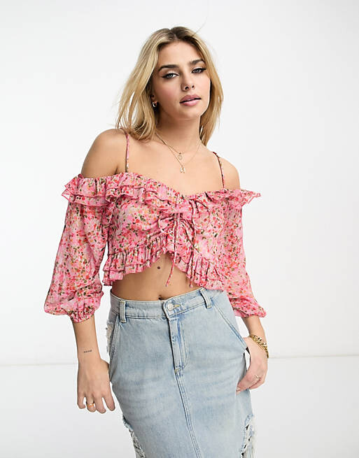 

Топ с открытыми плечами и оборками Stradivarius с розовым цветочным принтом