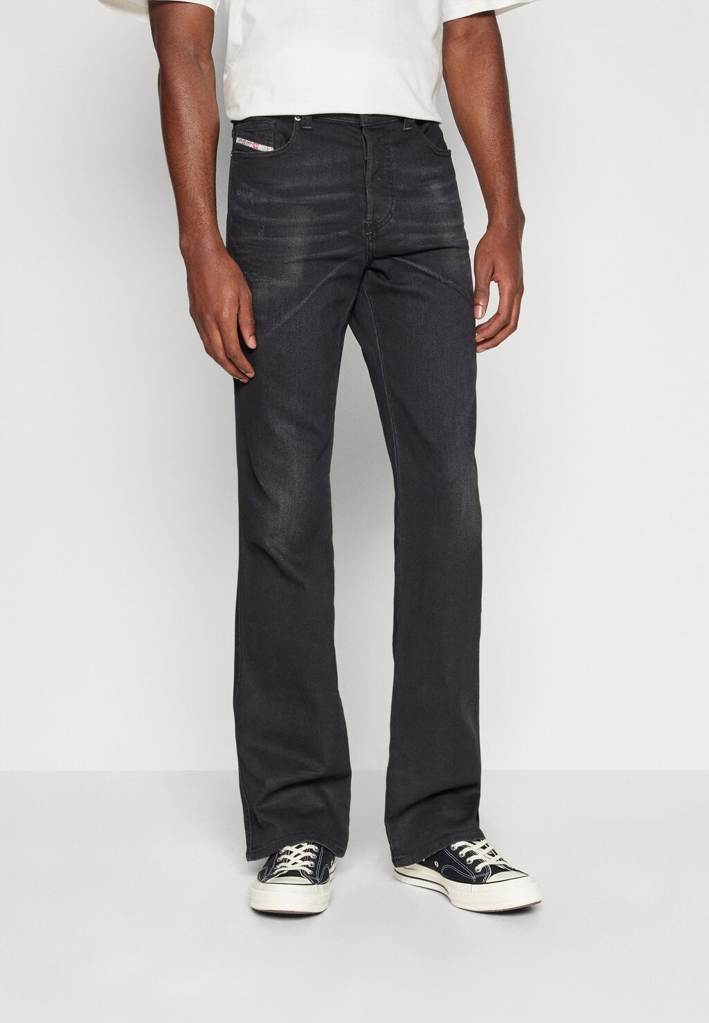 

Джинсы Bootcut Diesel, черный