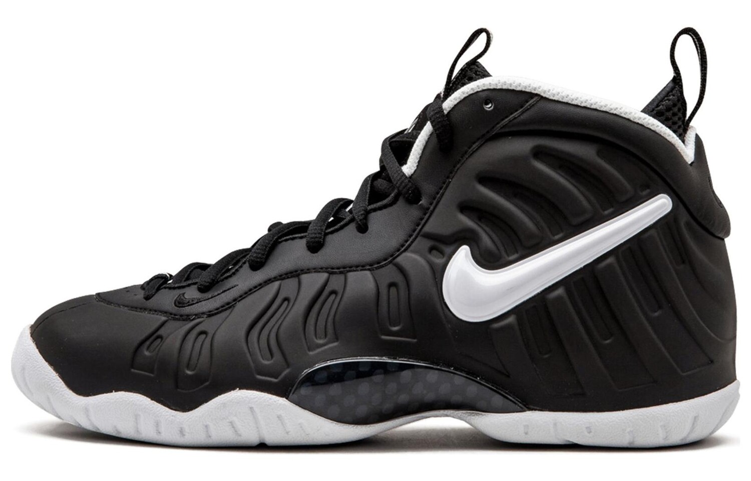 

Винтажные баскетбольные кроссовки Nike Foamposite Pro женские