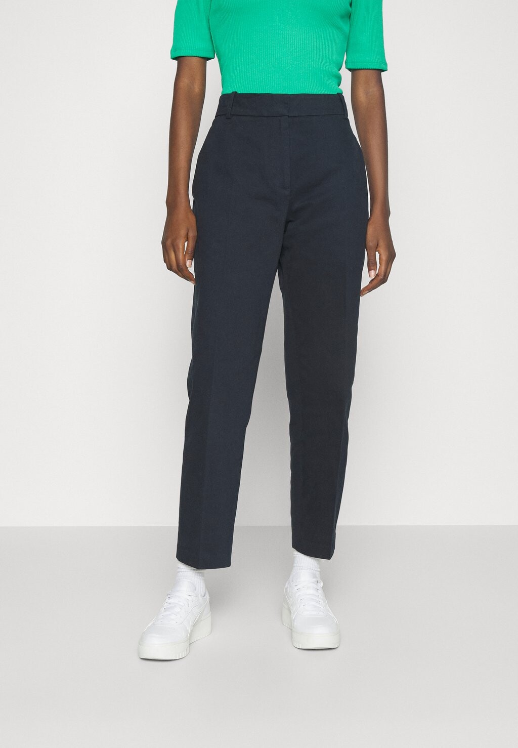 

Брюки ESSENTIAL SLIM STRAIGHT Tommy Hilfiger, цвет desert sky
