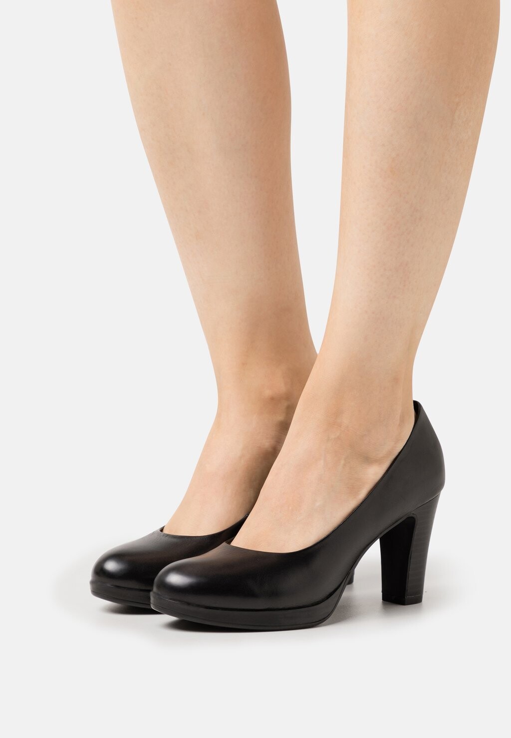 

Туфли на платформе Pier One, черный