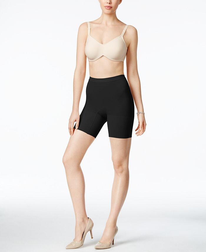

Power Short, также доступен в расширенных размерах. SPANX, черный