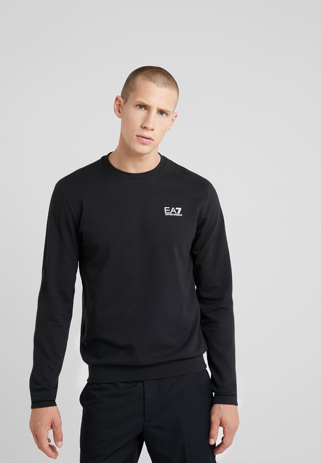 

Толстовка Armani Emporio, черный