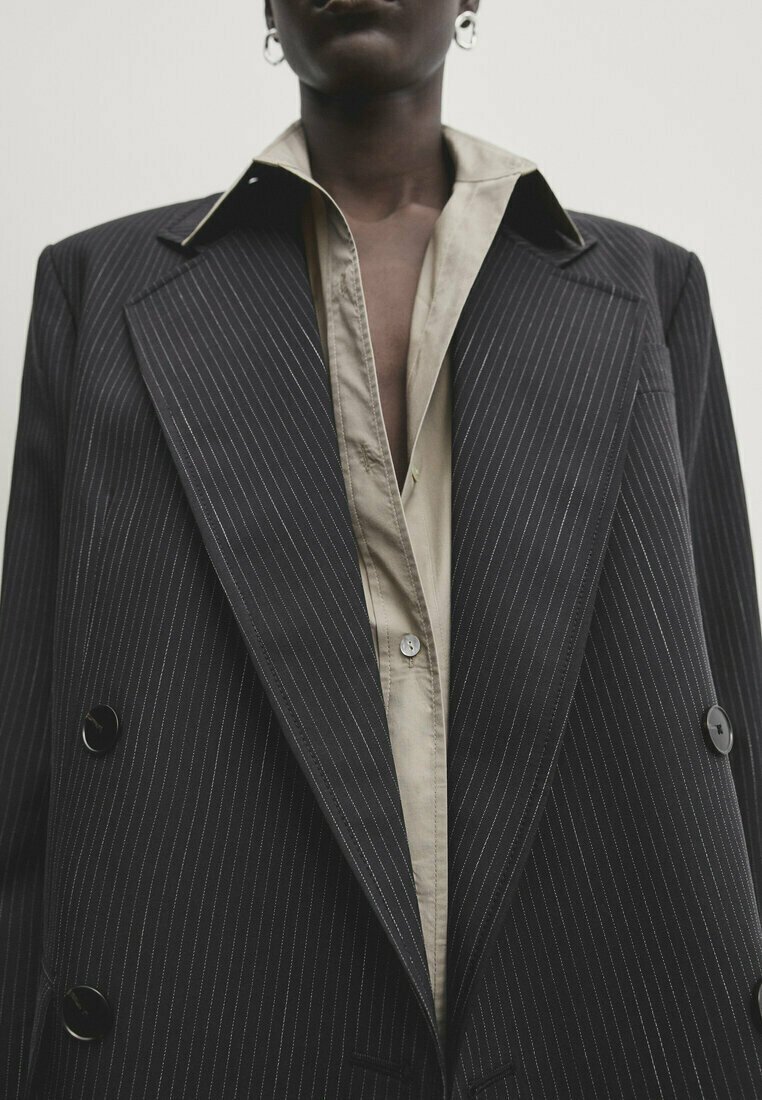 Короткое пальто Massimo Dutti, черный