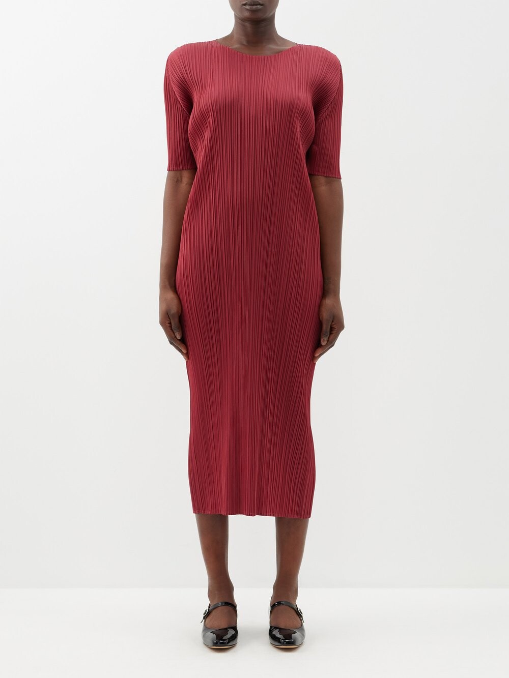 

Платье миди из технического плиссированного джерси Pleats Please Issey Miyake, бургундия