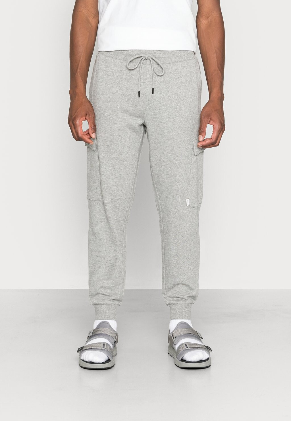 

Спортивные штаны JPSTGORDON JJSHARK Jack & Jones, цвет light grey melange
